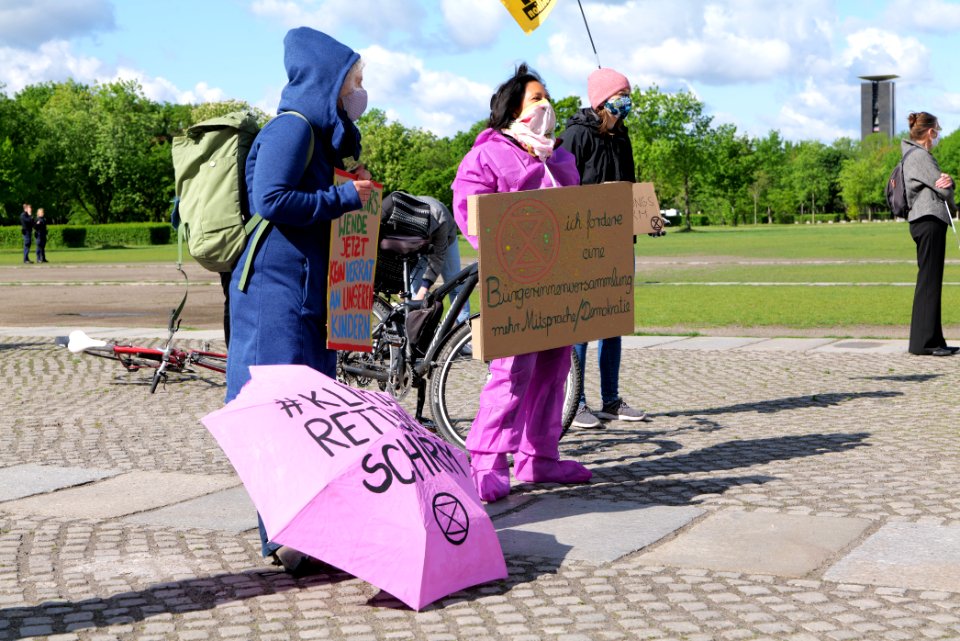 Protest at Autogipfel in Berlin 2020-05-05 39