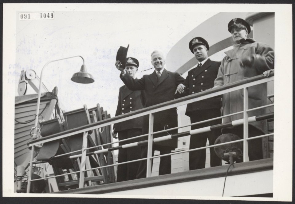 Propagandareis met zijn cruiser langs de Duitse Rijnsteden, Bestanddeelnr 091-1049