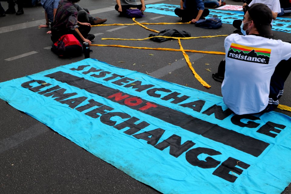 Protest at Willy-Brandt-Haus Berlin 2020-07-01 81