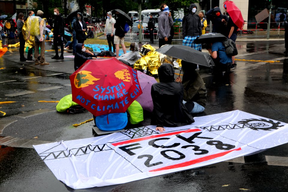Protest at Willy-Brandt-Haus Berlin 2020-07-01 185