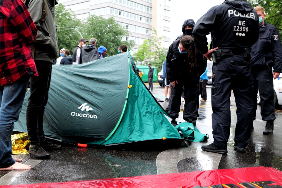 Protest at Willy-Brandt-Haus Berlin 2020-07-01 191