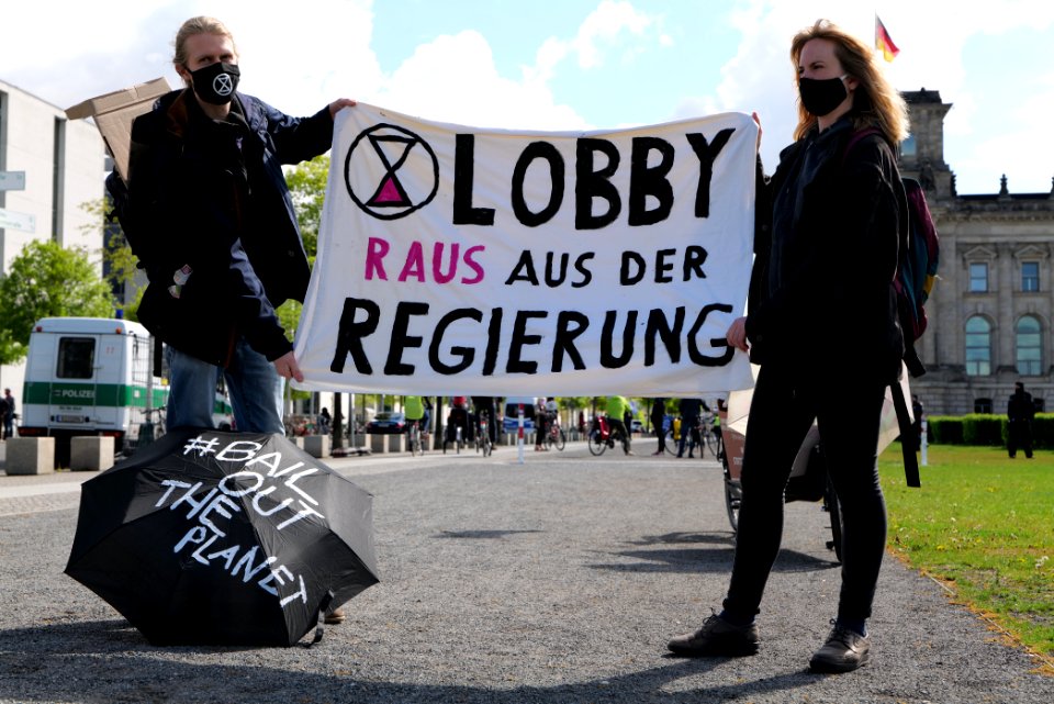 Protest at Autogipfel in Berlin 2020-05-05 91