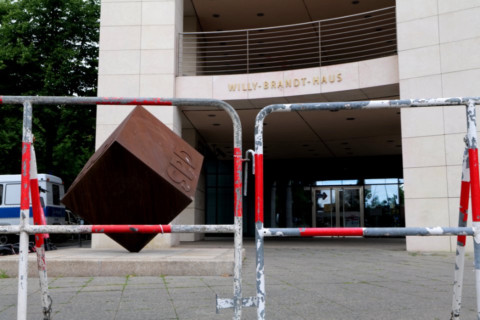 Protest at Willy-Brandt-Haus Berlin 2020-07-01 36