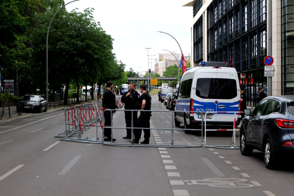 Protest at Willy-Brandt-Haus Berlin 2020-07-01 01