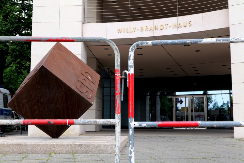 Protest at Willy-Brandt-Haus Berlin 2020-07-01 38