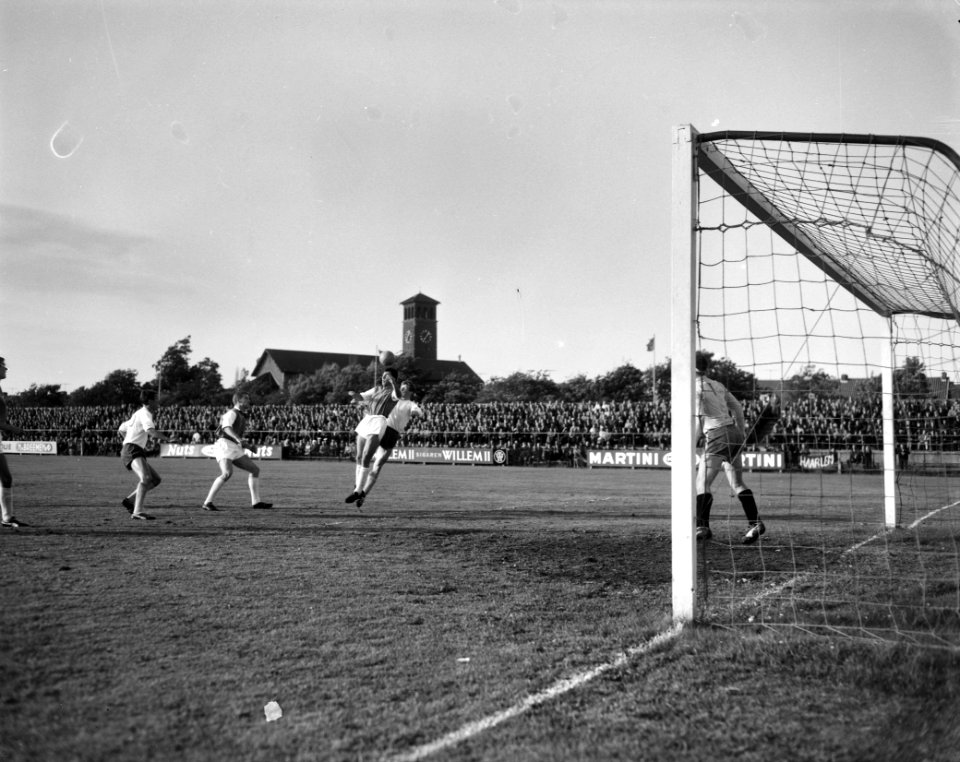 Promotie Competitie Haarlem tegen AGOVV. Spelmoment, Bestanddeelnr 915-3018
