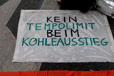 Protest at Willy-Brandt-Haus Berlin 2020-07-01 193