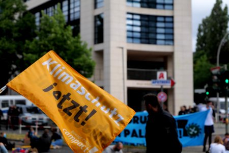 Protest at Willy-Brandt-Haus Berlin 2020-07-01 100