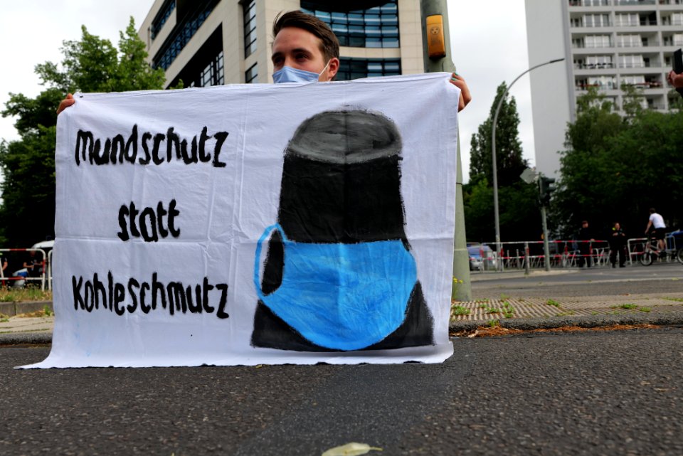 Protest at Willy-Brandt-Haus Berlin 2020-07-01 68