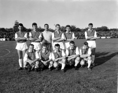 Promotie Competitie Haarlem tegen AGOVV Elftal AGOVV Spelders, Vellekoop, van d, Bestanddeelnr 915-3019