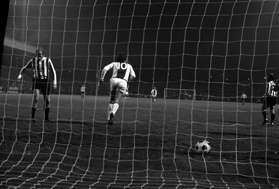 PSV tegen Ajax 1-1, Bestanddeelnr 924-9767
