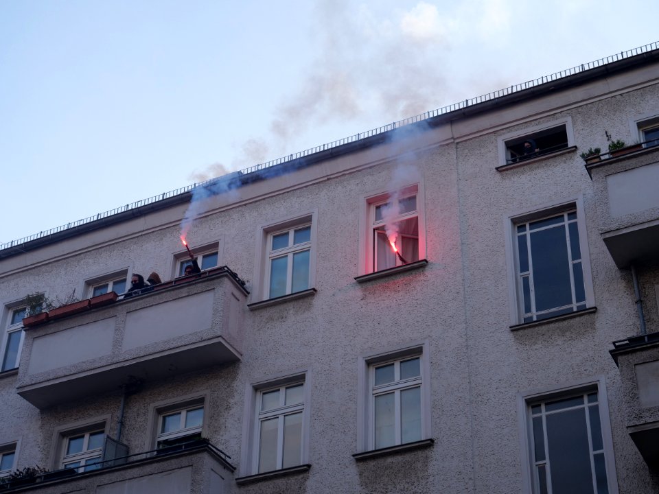 Protest at houses next to the revolutionary 1st may demonstration Berlin 2019 05
