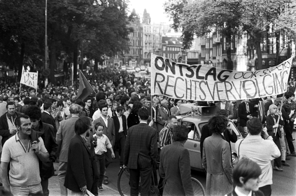 Protestdemonstratie studenten en arbeiders rechtzaken tegen Maagdenhuisbezetters, Bestanddeelnr 922-5189