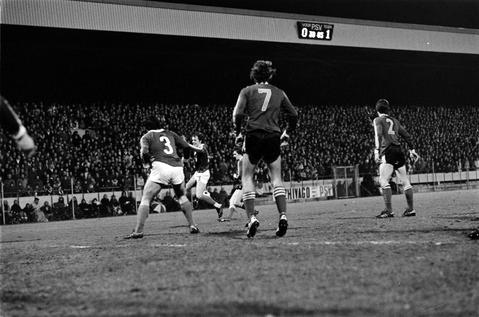PSV tegen FC Magdeburg 4-2, UEFA-cup spelmomenten, Bestanddeelnr 929-6252