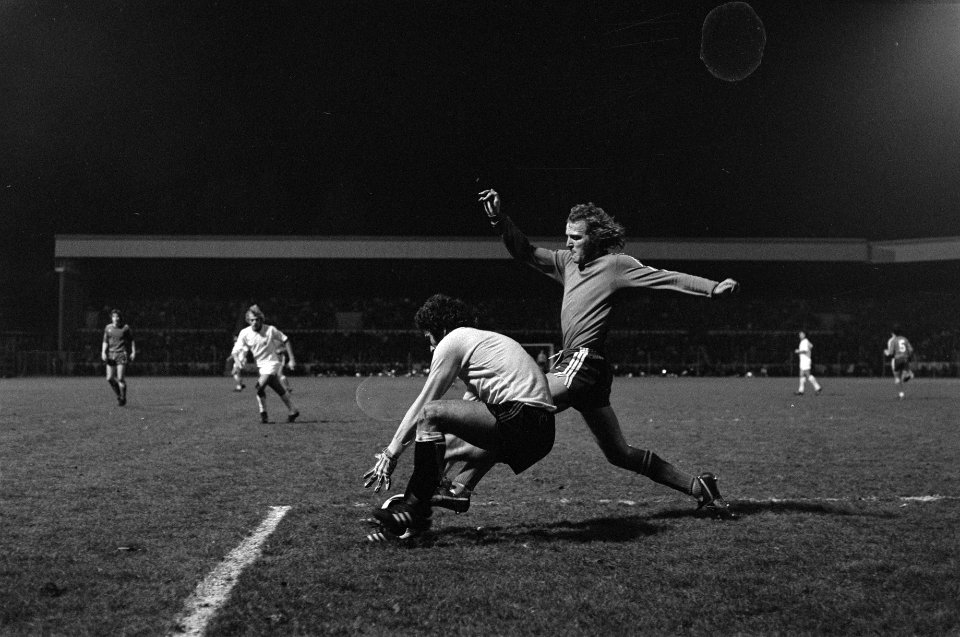 PSV tegen Benfica 0-0 ( Europa Cup II ), spelmomenten, Bestanddeelnr 927-7909