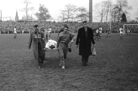 PSV tegen Ajax 2-2, Bestanddeelnr 913-1974