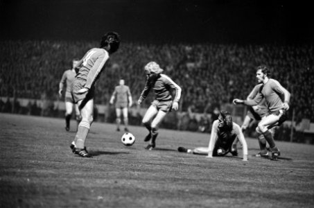PSV tegen FC Twente 3-0, Schmidt Hansen in actie, Bestanddeelnr 927-8818