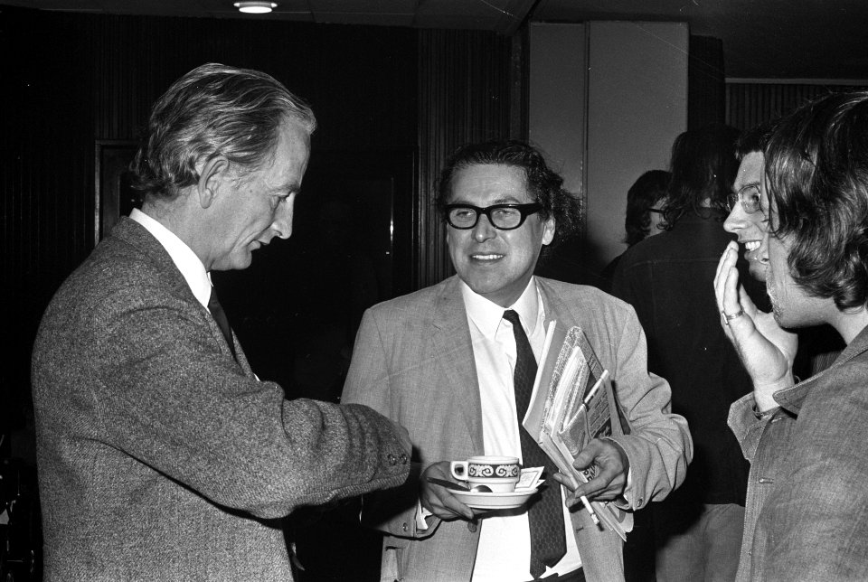 PSP-congres in Amsterdam, Wiebenga (links) en Van der Spek, Bestanddeelnr 925-8797