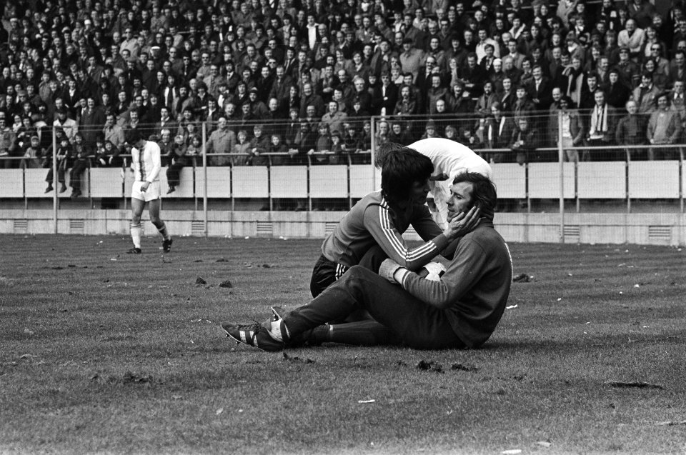 PSV tegen FC Den Haag 2-0 Edstrom troost keeper Thie, Bestanddeelnr 928-4514