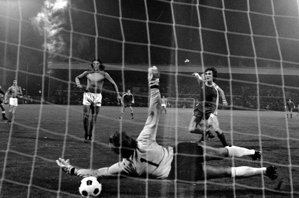 PSV tegen St. Etienne 0-0 (Europacup-I) Edstrom mist kans, Bestanddeelnr 928-8685