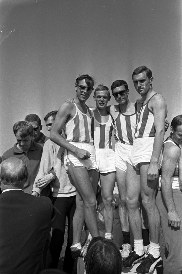 PSV Nederlandse kampioen 4 x 100m met van Meulen, Blom, Schaap en Zijlstra, Bestanddeelnr 920-4539