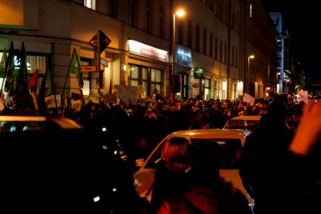 Protest in front of FDP headquarter after Thuringia prime minister election 2020-02-05 17
