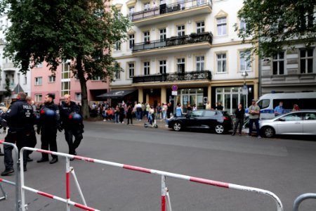 Protest in support of the Attila Hildmann restaurant 2020-08-28 02
