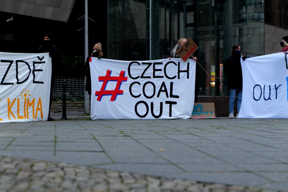 Protest on Czech Republic coal commission in front of embassy in Berlin 2020-11-30 22