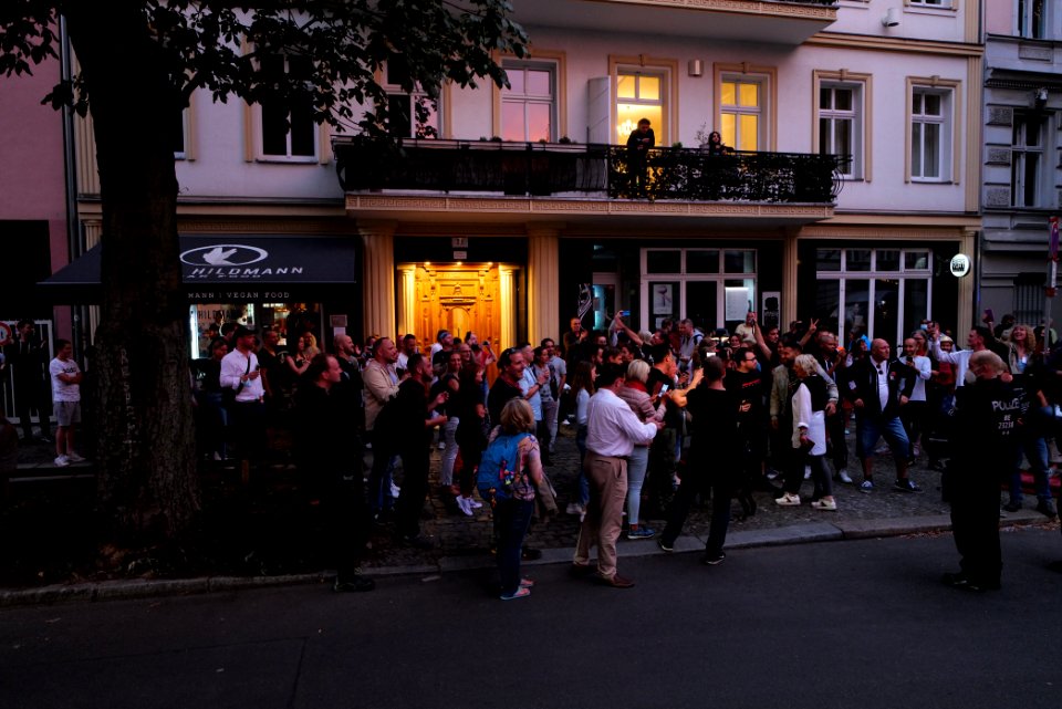 Protest in support of the Attila Hildmann restaurant 2020-08-28 17