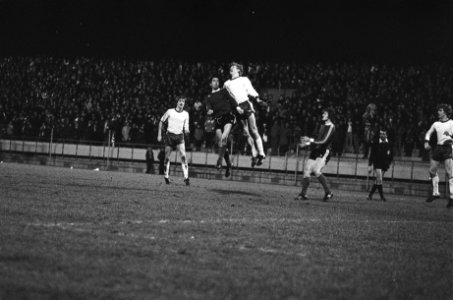 PSV tegen Go Ahead 1-1, spelmomenten, Bestanddeelnr 929-5479