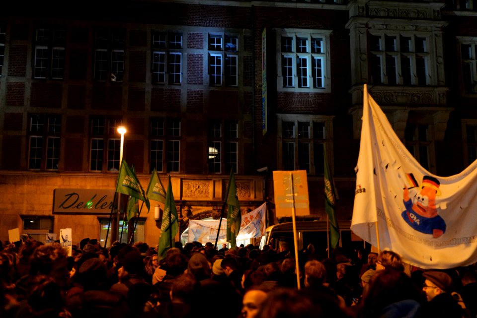 Protest in front of FDP headquarter after Thuringia prime minister election 2020-02-05 43