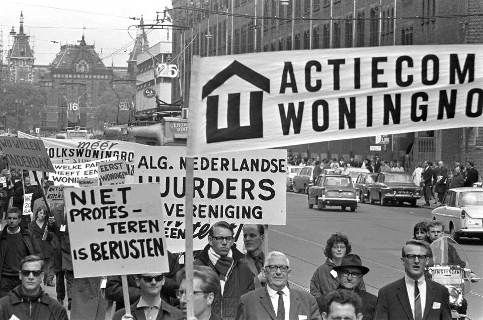 Protestmars door hoofdstad vanwege woningnood, Bestanddeelnr 919-1194