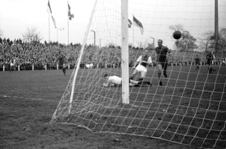 PSV tegen Ajax 2-2 Tweede doelpunt van Ajax, Bestanddeelnr 913-1979