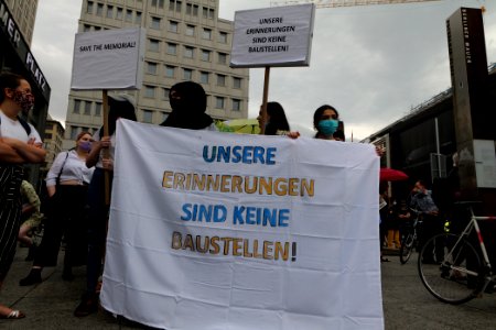 Protest for the Sinti and Roma memorial Berlin 2020-06-13 17