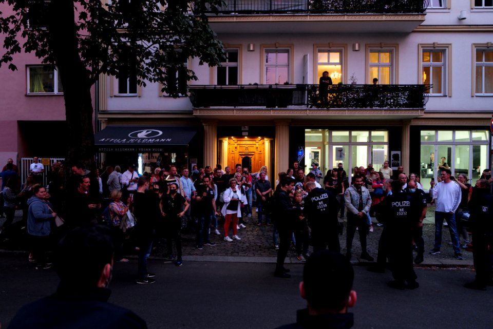 Protest in support of the Attila Hildmann restaurant 2020-08-28 14