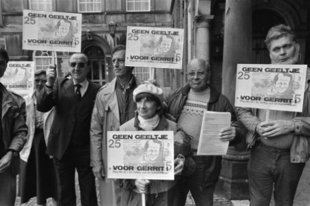 Protest van woonlastenoverleg NL tegen de invoering van de f. 25,-- heffing voor, Bestanddeelnr 933-0776