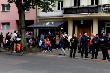 Protest in support of the Attila Hildmann restaurant 2020-08-28 01