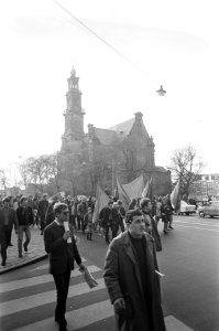 Protestmars tegen oorlog in Vietnam, Bestanddeelnr 920-2333