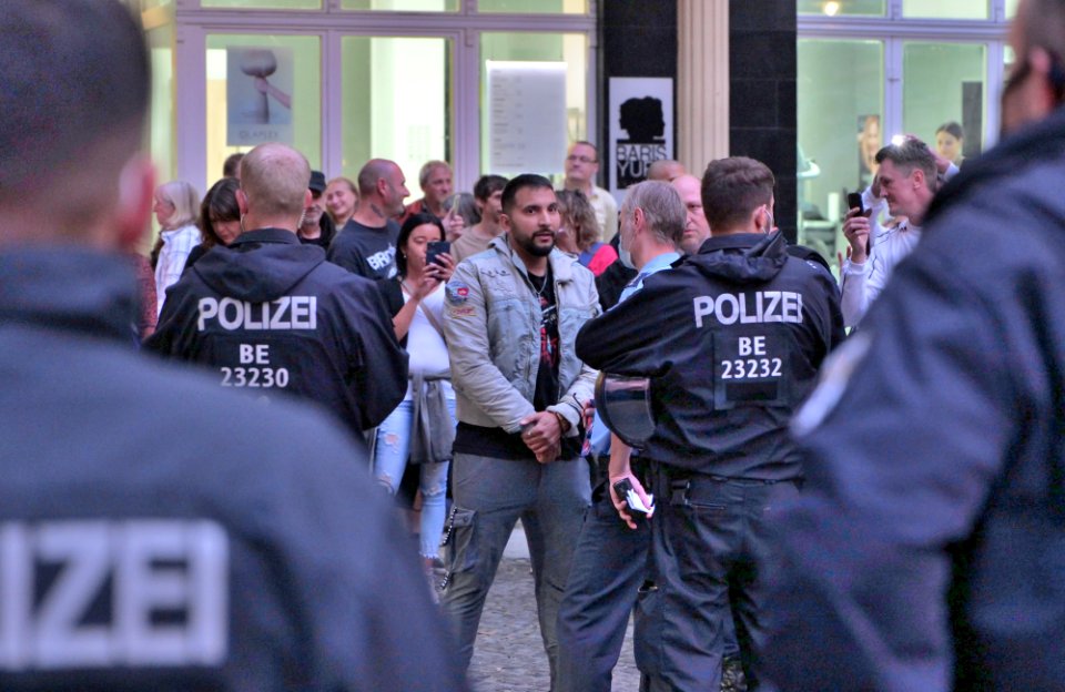 Protest in support of the Attila Hildmann restaurant 2020-08-28 13 JD