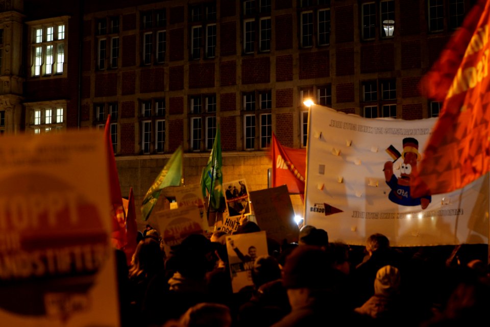 Protest in front of FDP headquarter after Thuringia prime minister election 2020-02-05 10