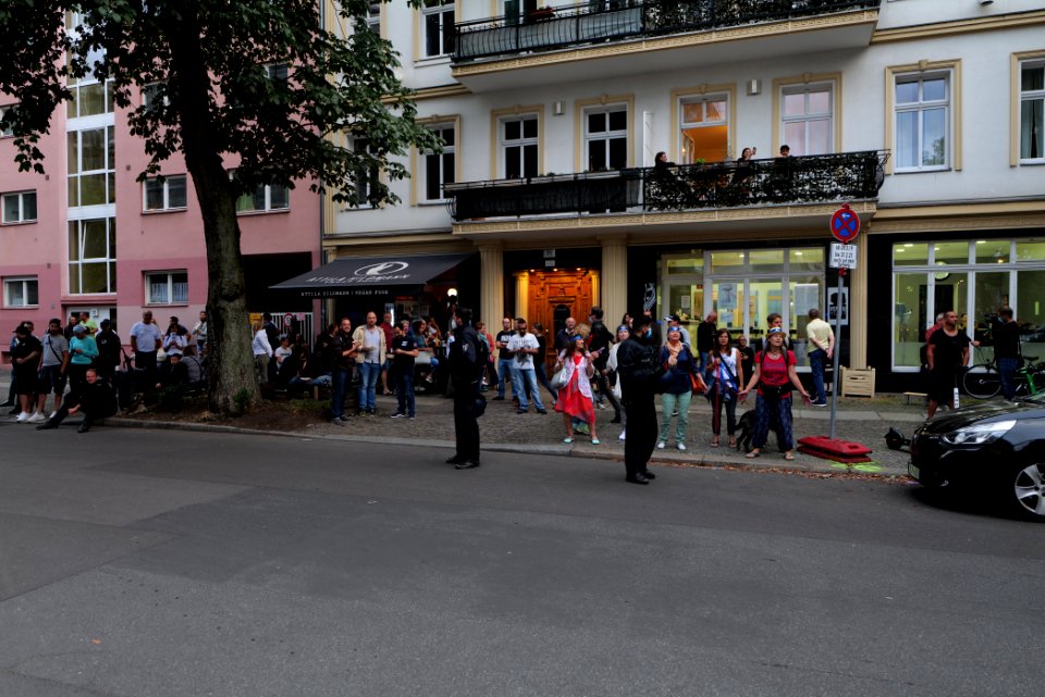 Protest in support of the Attila Hildmann restaurant 2020-08-28 09