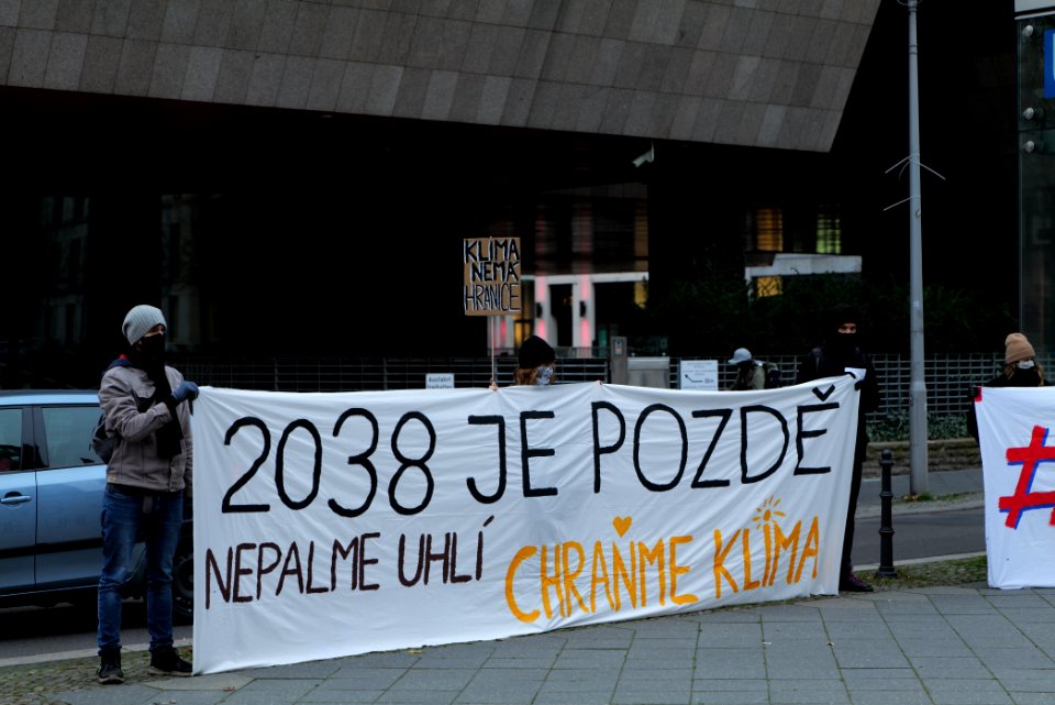 Protest on Czech Republic coal commission in front of embassy in Berlin 2020-11-30 05