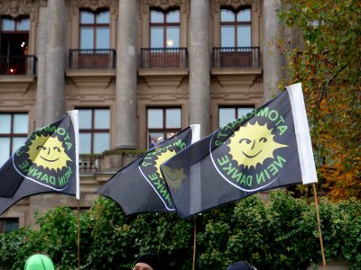 Protest for a nuclear power phase-out at "Jamaika Sondierungsgespräche" 09
