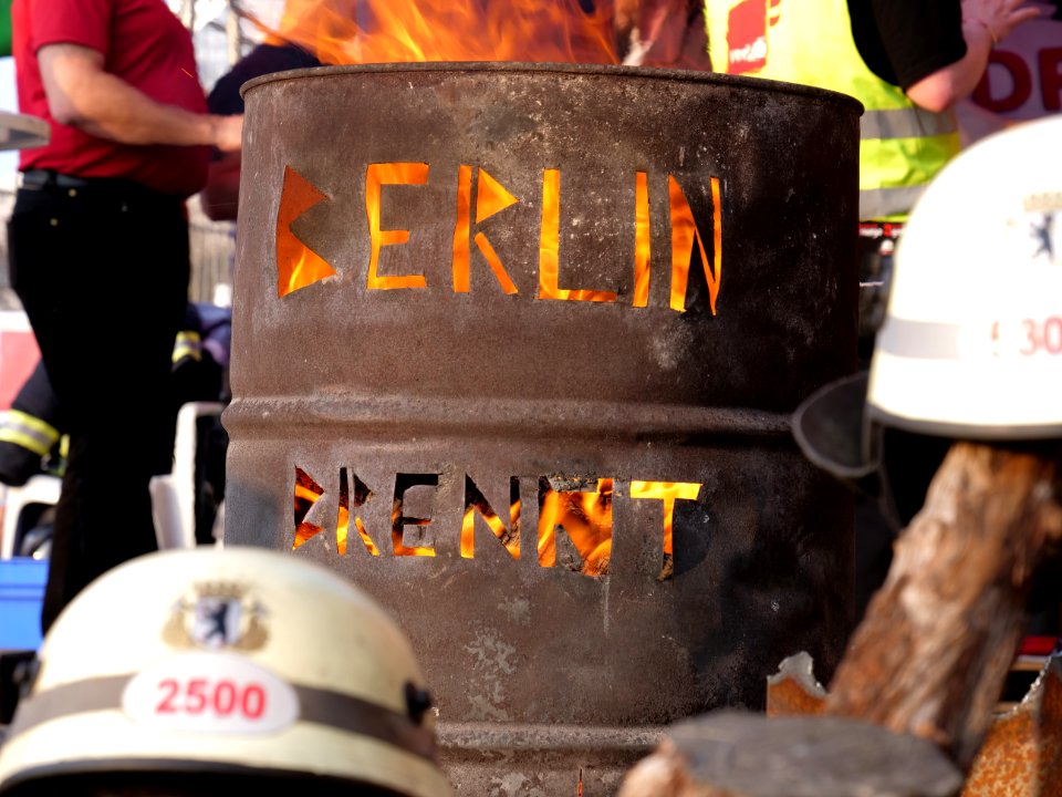 Protest of Berlin firefighters
