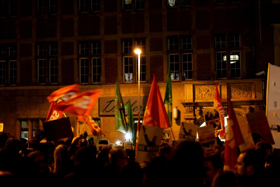 Protest in front of FDP headquarter after Thuringia prime minister election 2020-02-05 12