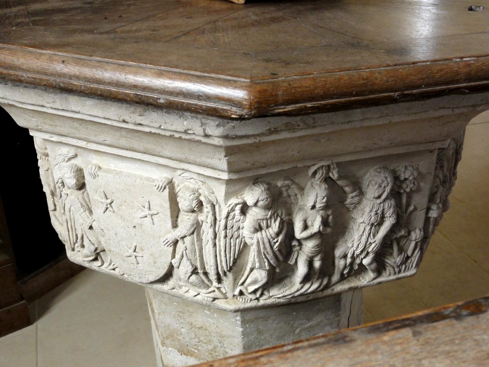 Raffetot (Seine-Mar.) église, fonts baptismaux (04)
