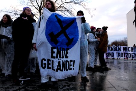 Protest during German government decision about the coal power usage at the chancellery 2020-01-29 10