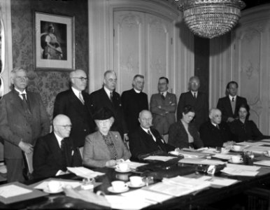 Radioraad geinstalleerd, Bestanddeelnr 901-5925