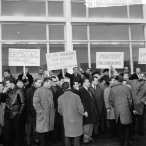 Protestmeeting Rotterdamse taxichauffeurs, Bestanddeelnr 917-4122