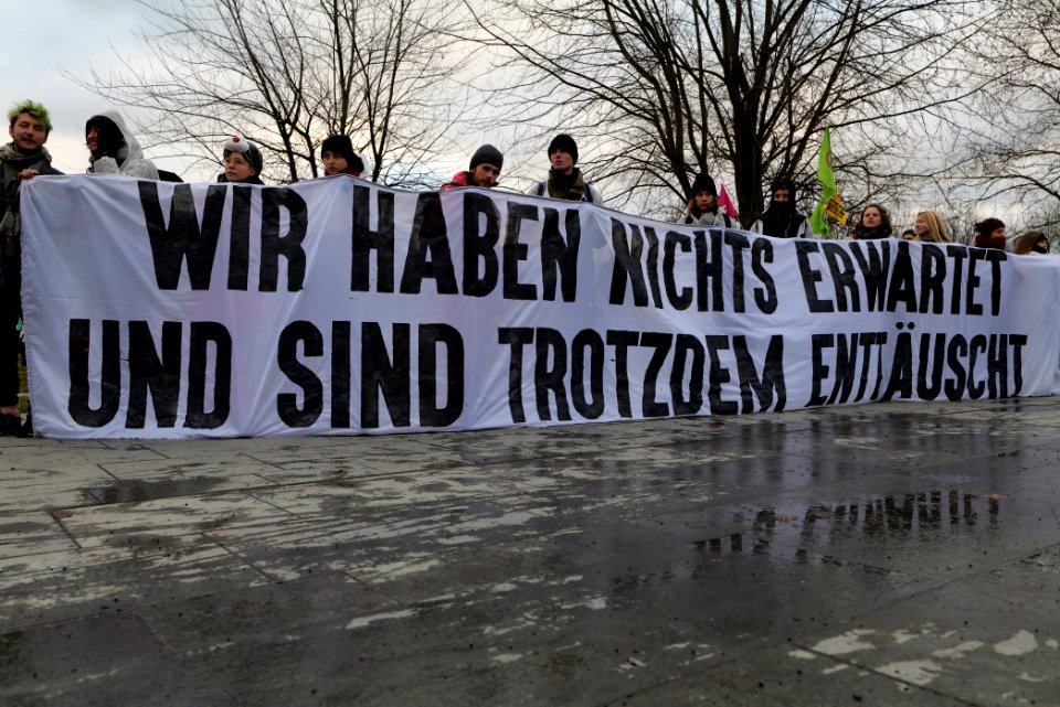 Protest during German government decision about the coal power usage at the chancellery 2020-01-29 28